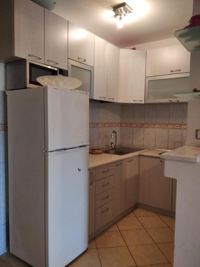 Apartmani Petrovac Na Moru 外观 照片