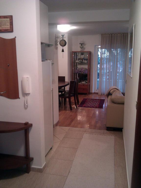 Apartmani Petrovac Na Moru 客房 照片